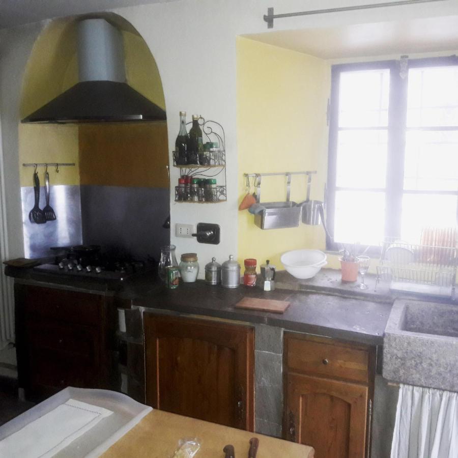 B&B Borgo Del Fornello San Benedetto Val di Sambro Luaran gambar